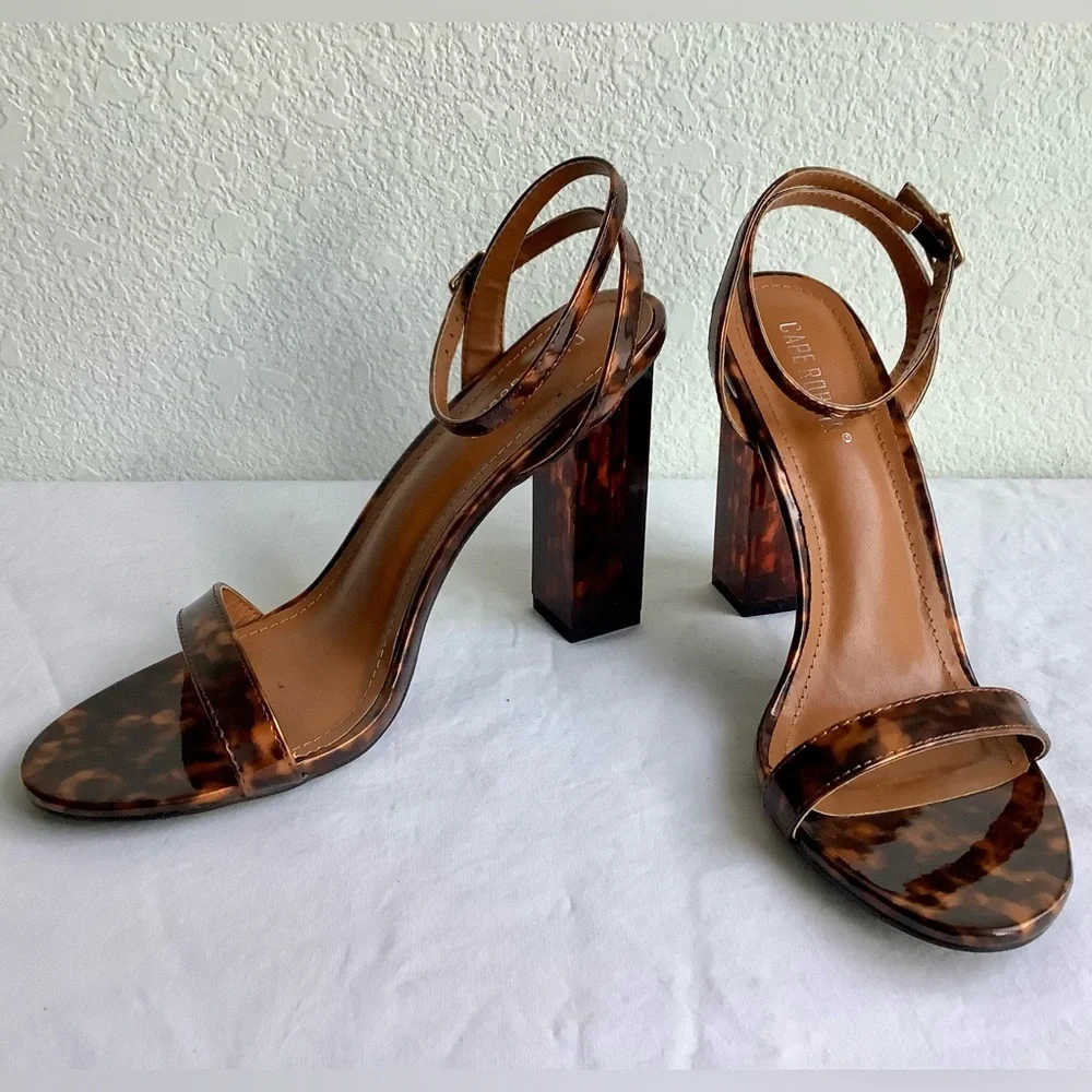 Cape Robbin Tortoise Shell Heels - Picture 2 of 9